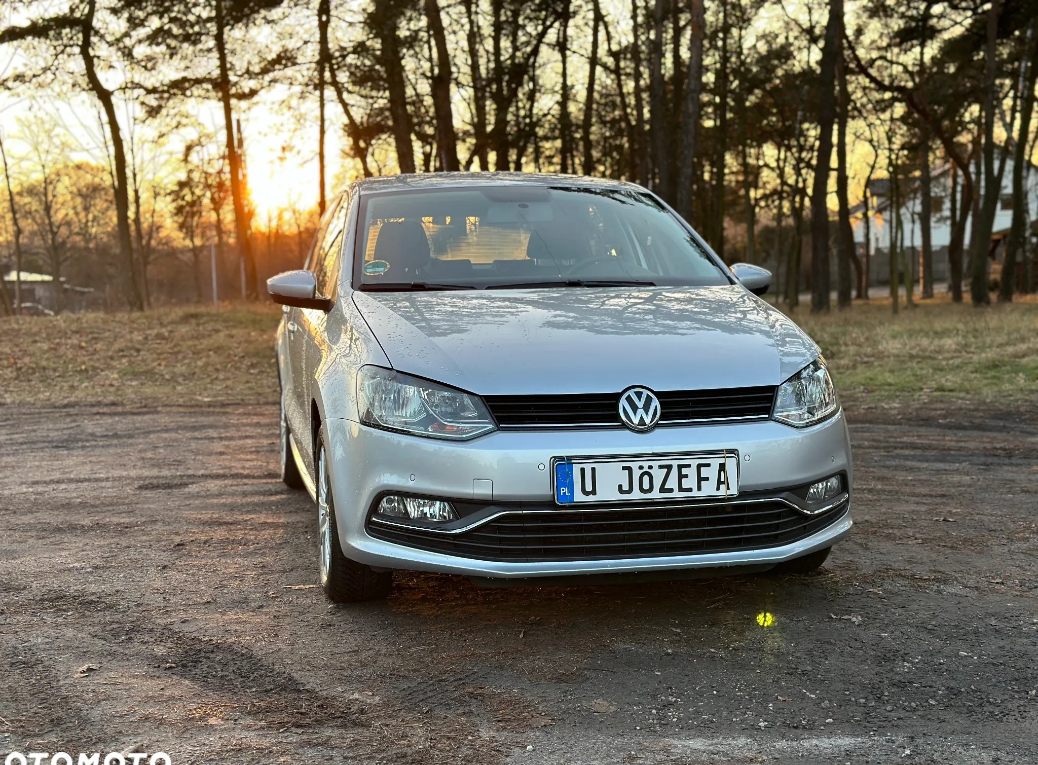 Volkswagen Polo cena 38900 przebieg: 140000, rok produkcji 2017 z Karlino małe 436